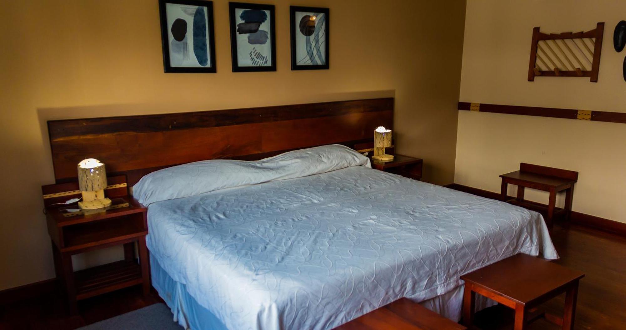 Hotel Los Sauces Cafayate Extérieur photo